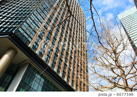 アクセスについて新しい私に出会う、三菱一号館美術館