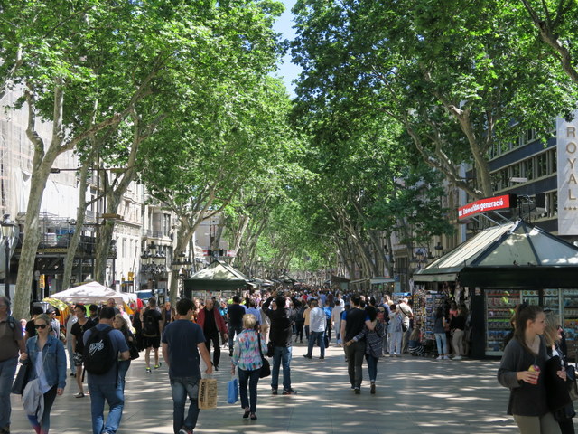 ランブラス通りの観光、見どころ、治安 バルセロナバルセロナAll About