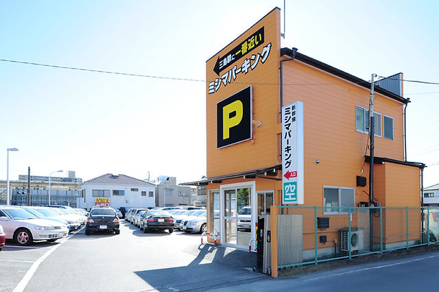 タイムズ三島駅北口広場 静岡県三島市文教町1-8 の時間貸駐車場・満車