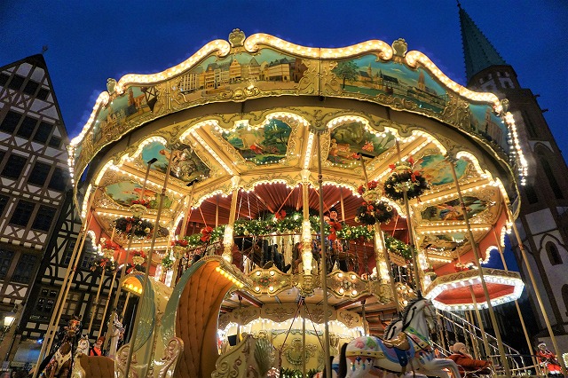 ドイツ旅行・クリスマスマーケットのグルメや売り物 ツアーも紹介