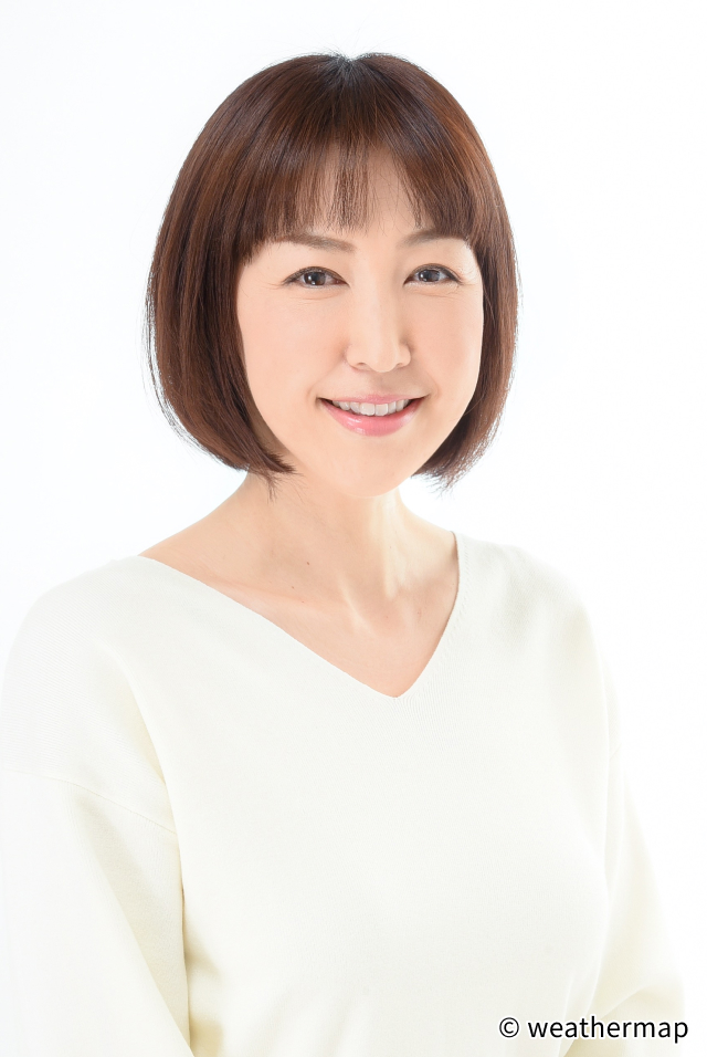 空のふしぎ～気象予報士 坂下恵理さんに学ぼう～を開催しました！8月31日 日 に、南気象予報事務所の気象予報士 坂下さまにお越しいただいてイベントを開催しました！スタッフが「しずくのぼうけん」という絵本の読み聞かせをした後、雲を自分たちで作ってみよう