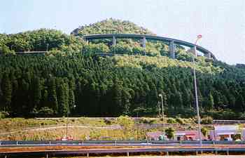 加久藤トンネル換気所KAPisくまもとアートポリス情報配信サイトKAPisくまもとアートポリス情報配信サイトくまもとアートポリスの情報を配信しています