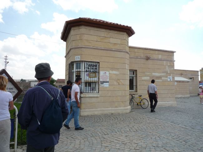 トルコ旅行 Part33 カッパドキア「デリンクユ地下都市」一体どうやって作ったのか