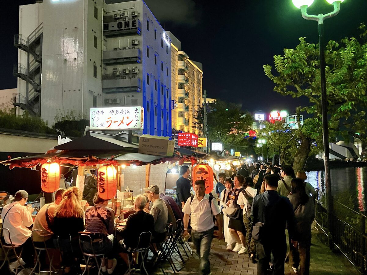 福岡一の歓楽街 中洲の屋台でグルメをめぐる旅│近畿日本ツーリスト