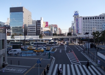 川崎駅東口の高速バス乗り場をわかりやすく解説！ 行き方、発着バス、早朝深夜に利用できる暇つぶしカフェ情報も紹介高速バス・夜行バス・バスツアーの旅行・観光メディアバスとりっぷ