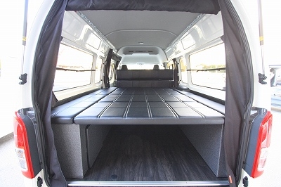 アウトドアに最適なキャンピングカー！家族4人で伊豆サーフィン車中泊へCarstayの情報発信メディアVANLIFE JAPAN