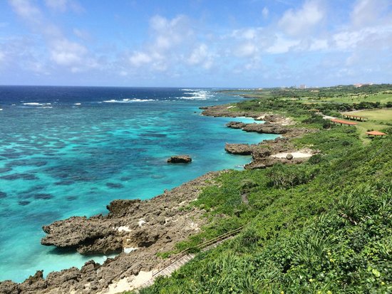 台風18号離れてますが超大型の為、余波で宮古島も風強いです😅 進行方向の台湾の方気を付けて下さいね沖縄 離島 宮古島
