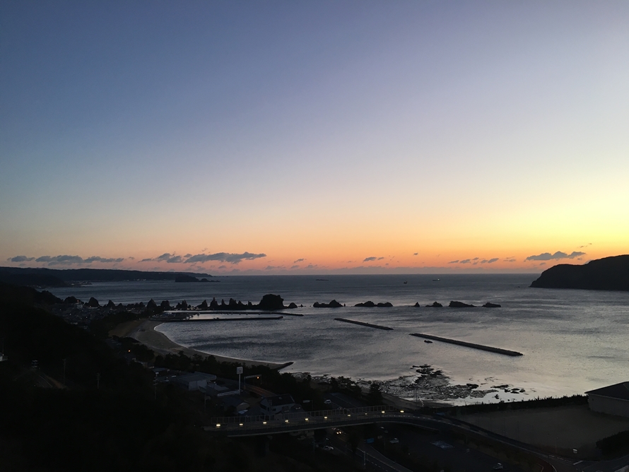 和歌山県の絶景スポット 橋杭岩 自然が作り出した神秘のアートと本州最南端の地を巡る旅‼︎