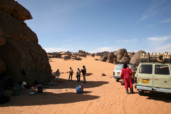 悠久の時を紡ぐ壁画、アルジェリアの世界遺産タッシリ・ナジェール – skyticket 観光ガイド