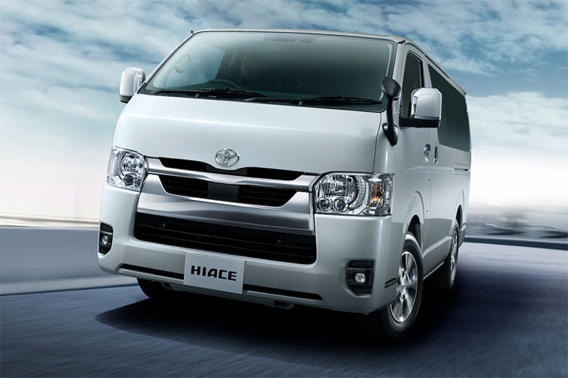 トヨタ ハイエース、18年ぶりのフルモデルチェンジへ!? ハイライトはPHV化かPush