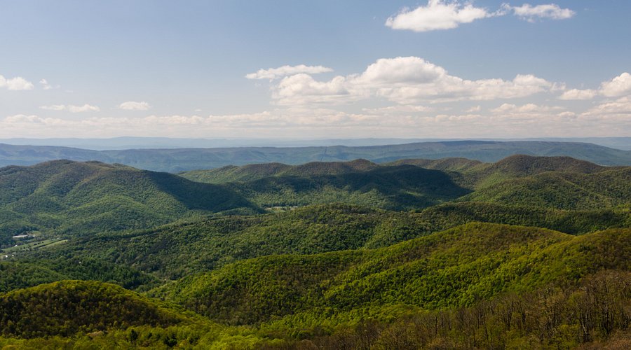 コリント個人旅行ガイド 2025年 ：おすすめの周辺アクティビティ、人気観光スポット、旅程の計画、宿泊施設、グルメ、交通機関、天気など、旅行に必要な情報が満載 2025年10月更新Trip.com