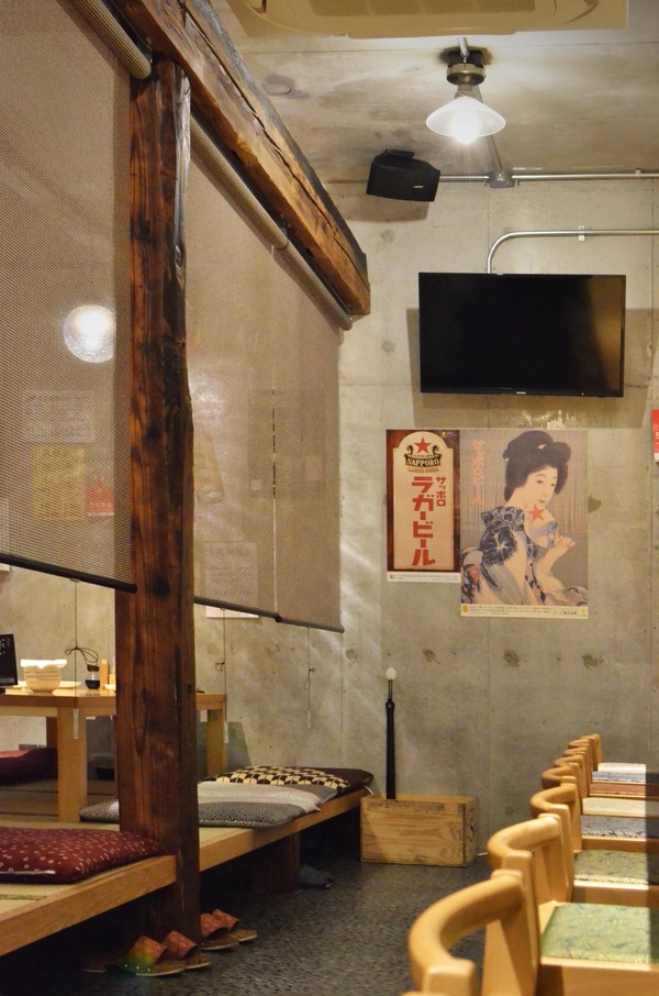 落ち着きある小上がり席山翠舎店舗設計・施工・デザイン