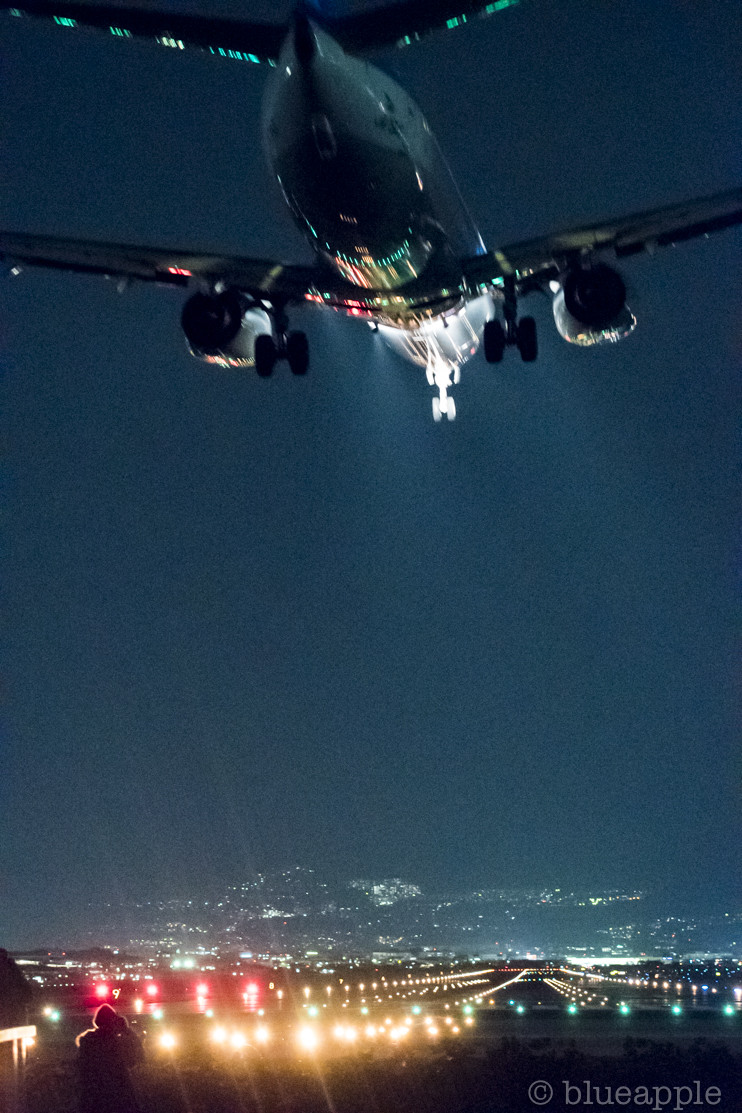 おはようございます😃 ・ ・千里川土手千里川空港夜景伊丹空港⠀大阪国際空港⠀
