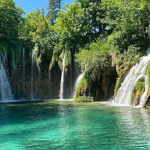 プリトヴィツェ湖群国立公園のガイドブッククロアチア旅行専門・クロアチアツアーズ