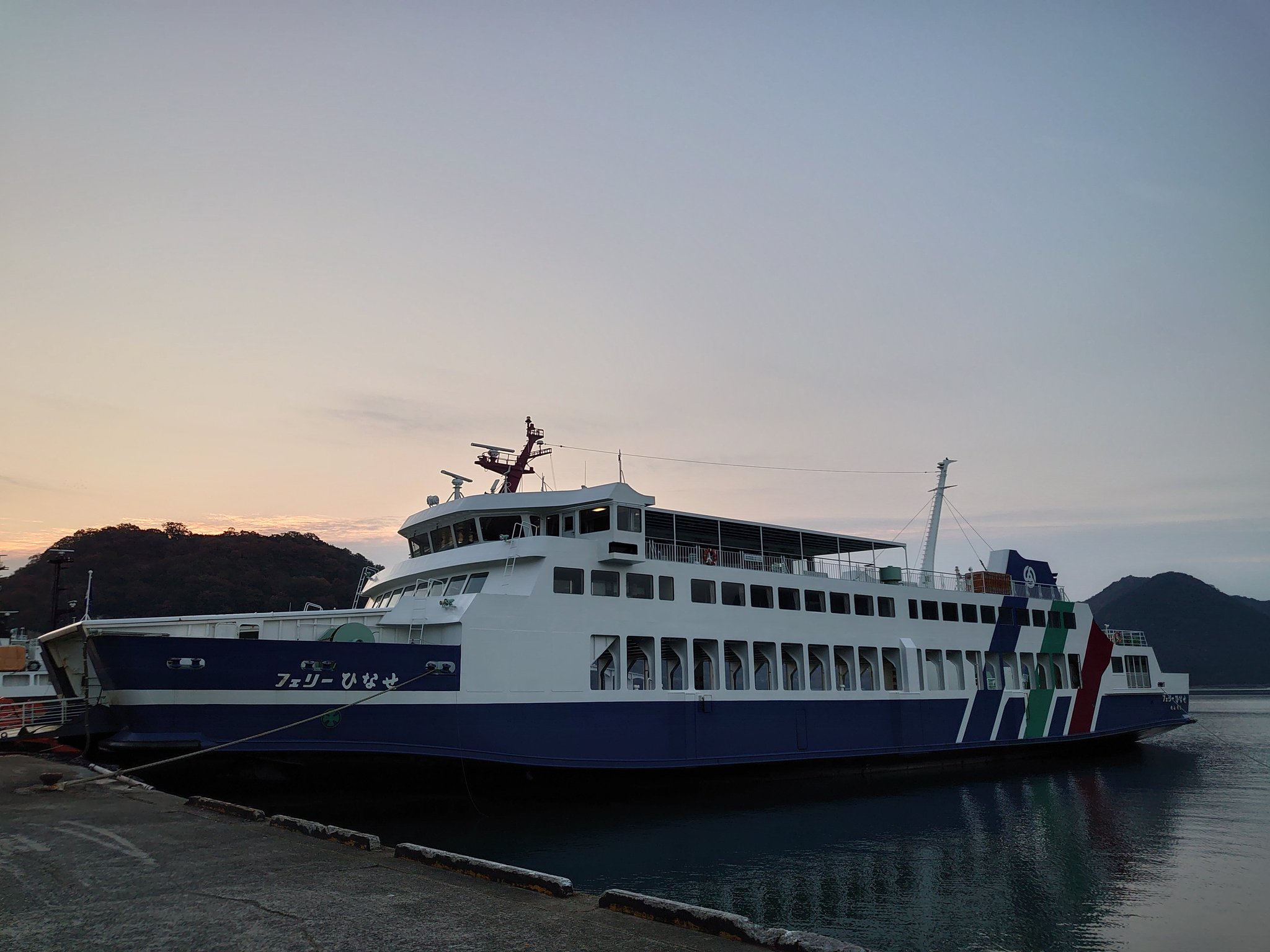 日生港からフェリーで小豆島。車料金や運航ダイヤ、予約、割引情報など