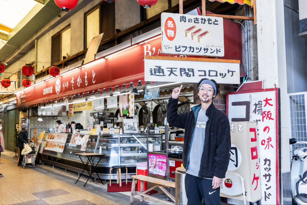 昨日の新世界 通天閣本通商店会と通天閣の夜通天閣 新世界浪速区 恵美須町 恵美須東