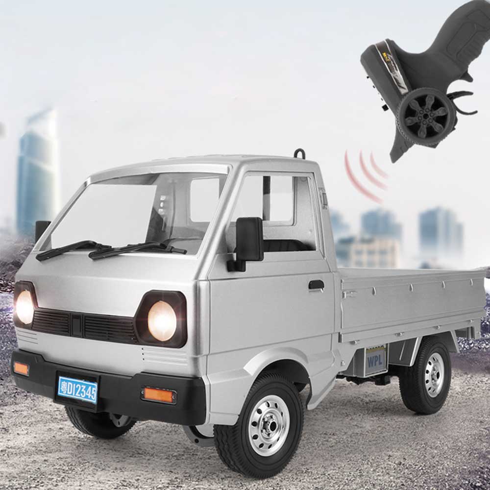 軽トラキャンパーkanji君の愛車 サンバートラック 🚛 いつもと何かが違う😆 軽トラの荷台をいじれば快適空間になりますよ🤗CARVO事業部強化中。