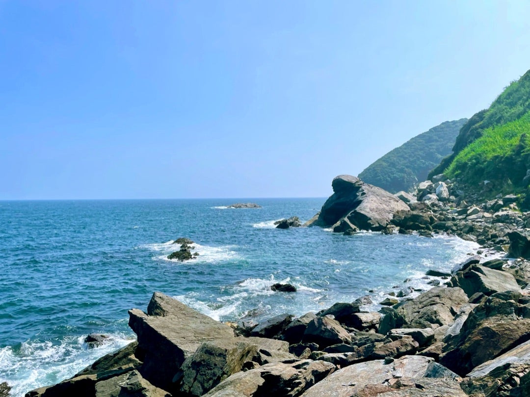 上立神岩 兵庫県 沼島に聳え立つシンボルTrip.com 南あわじ