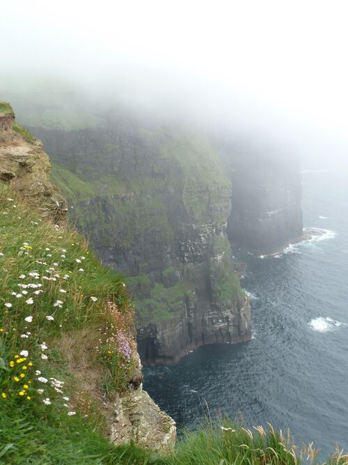 自然が造り上げた壮大な絶景！アイルランド旅行で必ず行きたい観光スポット７選Travelzaurus.com トラベルザウルスドットコム