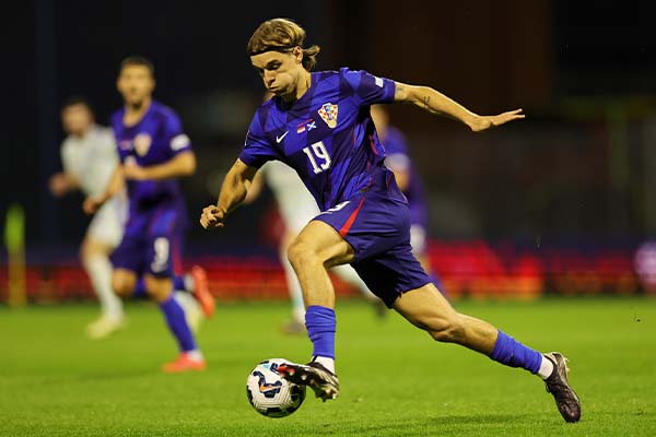 Oferta Trading Card Borna Sosa