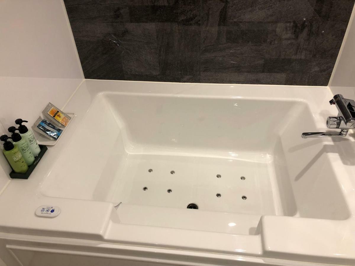 泉大津チャペルスィート@izumiotsu3X