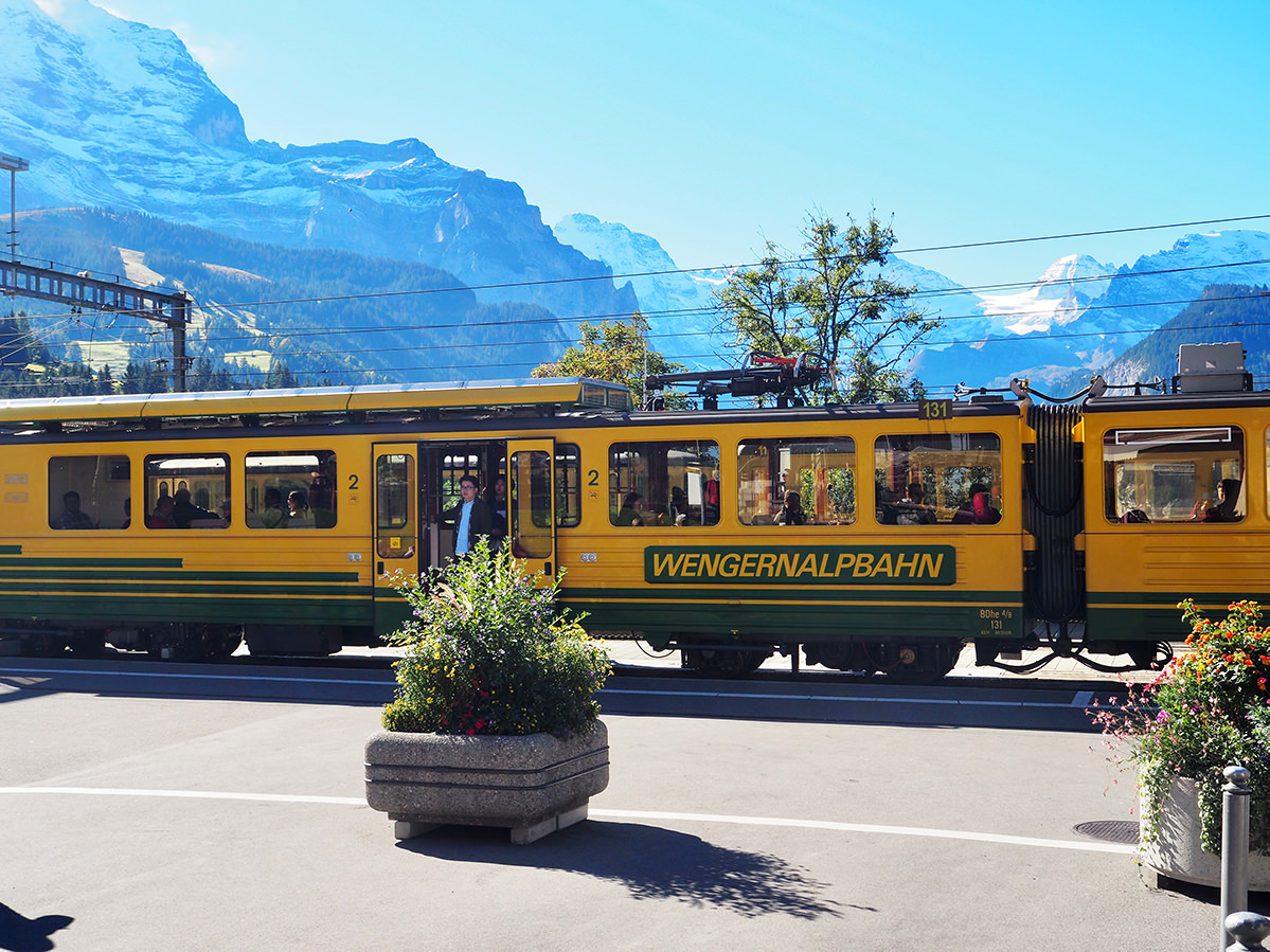 アルプス三代名峰・愛の不時着ロケ地ユングフラウヨッホへ！愛の不時着ロケ地天気が悪い日との比較 母と巡った夏のスイス8日間の旅④YUKISWISS