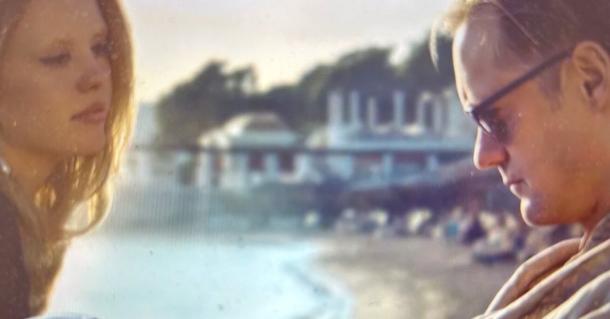 Amazon.co.jp: インフィニティ・プールBlu-ray: アレクサンダー・スカルスガルド, ミア・ゴス,