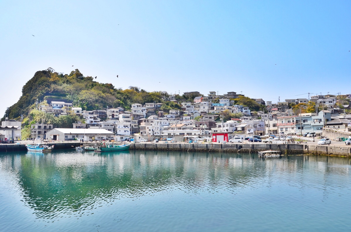 日本のアマルフィ」に崩壊寸前の廃墟旅館 ついに撤去も残る火種 -