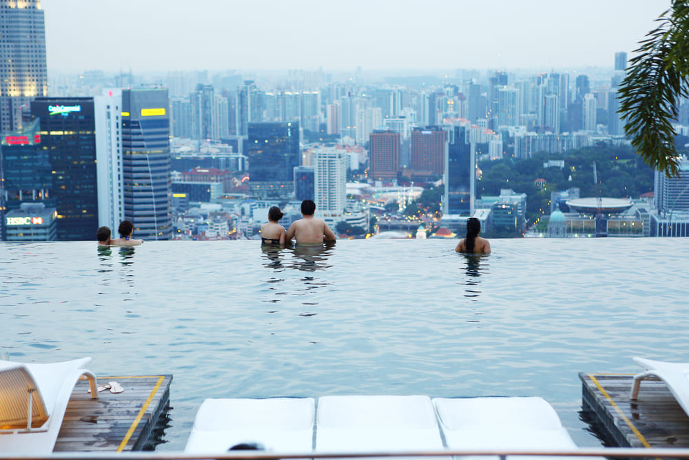 天空のプール シンガポール