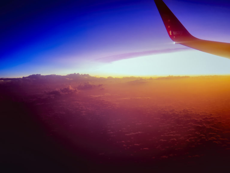 飛行機の写真 - 無料の高画質写真をダウンロードFreepik