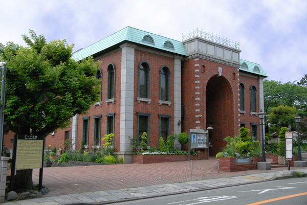 元町中華街エリア 横浜外国人墓地 山手本通り沿い、ブラフ99ガーデン隣、見尻坂傍- 横浜・みなとみらい線沿線街歩き