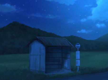 緑豊かな田舎道に佇む小さなバス停の無料の写真素材 - ID.92337フリー素材