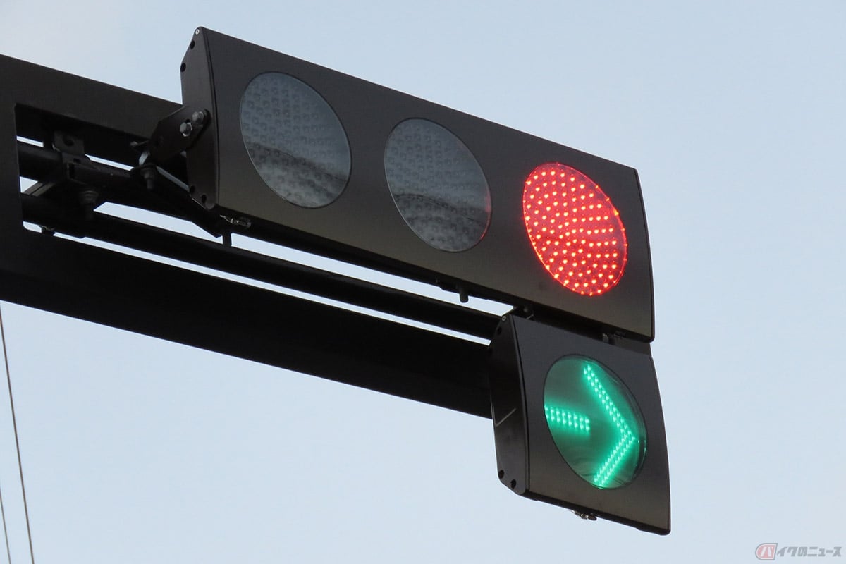 学科教習解説 青色の灯火