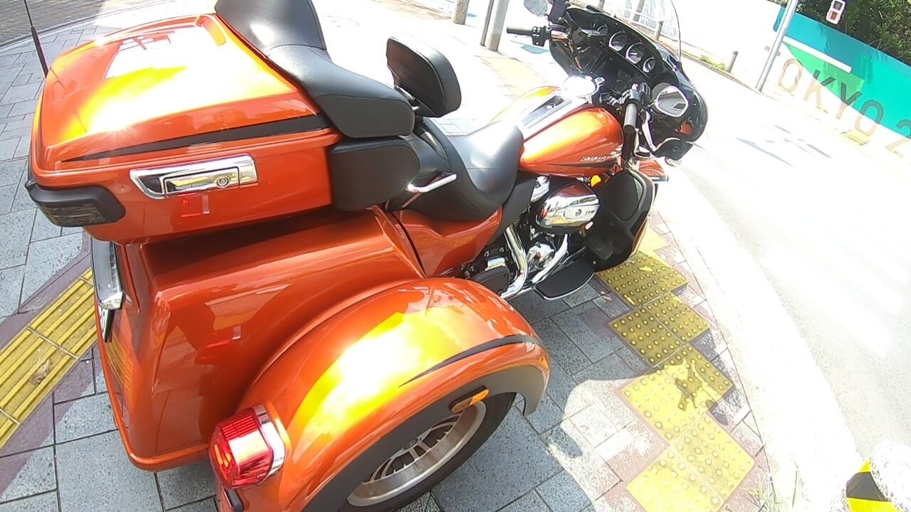 トライグライド ウルトラ TRI GLIDE