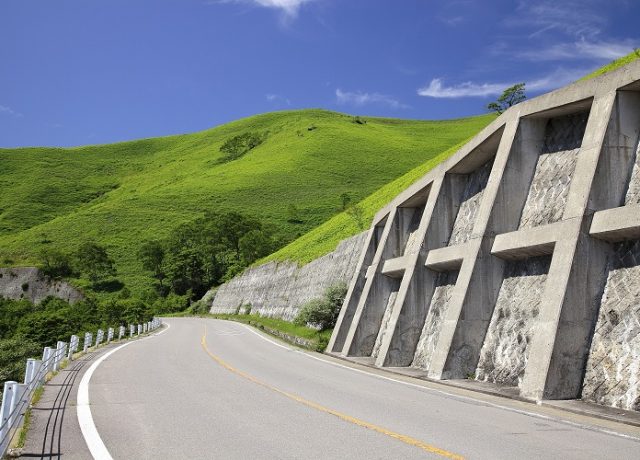 静岡県のドリフト峠「亀石峠」のコース紹介
