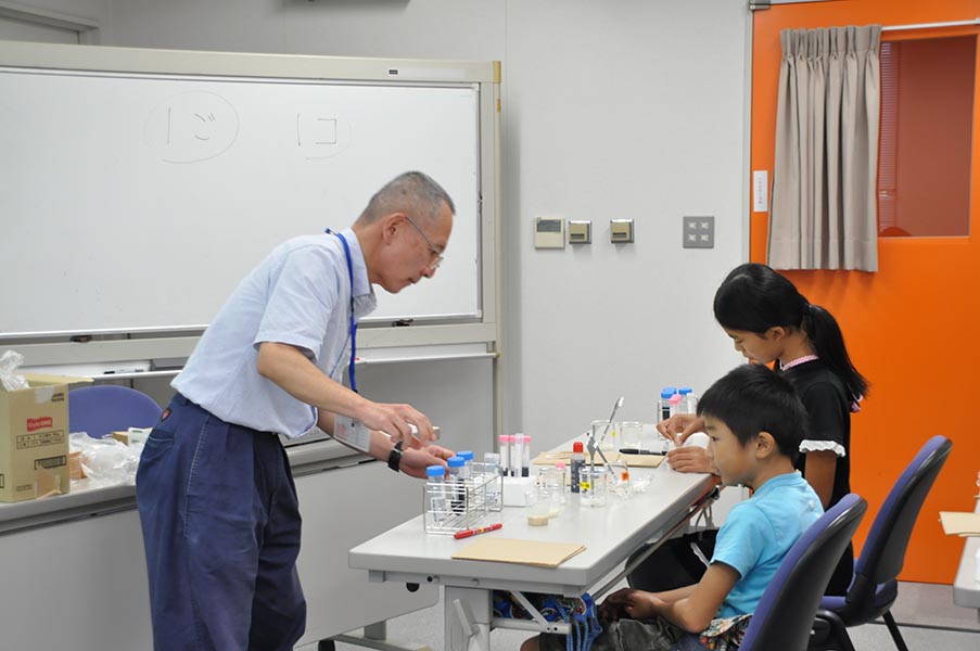 広島中央サイエンスパークが施設公開、実験・体験・工作あり