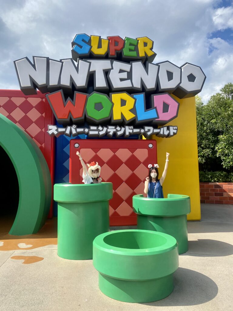 ユニバでヲタ活⁡usj でのお写真をピックアップ💫 USJにはフォトスポットがたくさん♡推しのグッズを持って行ってたくさん撮影したいですね ☺️💘 ⁡