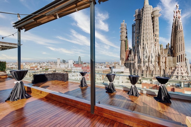 バルセロナ：エクスプレス入場付きサグラダ ファミリア ガイド付きツアー in