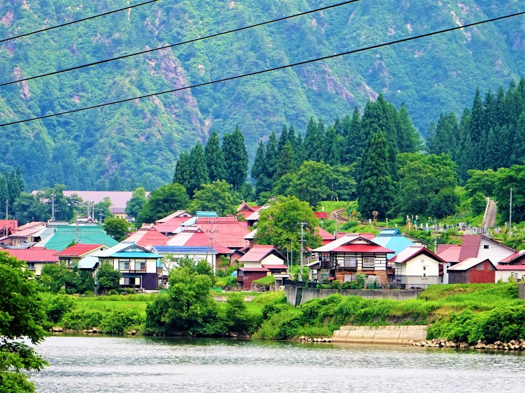 まるで日本のスイス？只見線撮影スポット「大志集落」 福島県日本に、もっと恋する旅