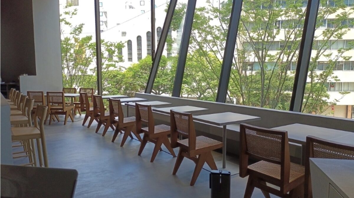 福岡 長居できるカフェTikTok