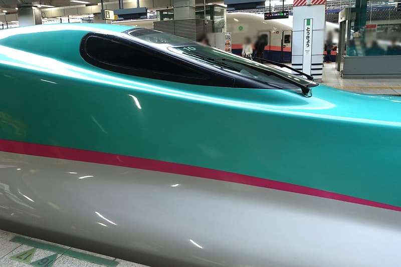 古川駅。仙台駅から新幹線で行くと早すぎる話