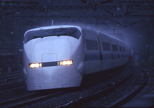 鉄道ムービーの愉しみ 「新幹線を撮る② 基本技術編」2011年9月号VIDEO SALON.web映像制作・動画編集のための月刊誌ビデオサロンが運営するWebマガジン