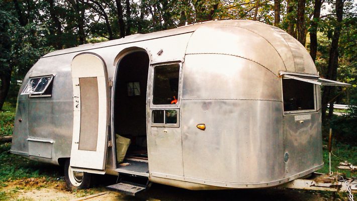 トレーラーハウスとコンテナハウス・プレハブ・キャンピングカーの違いまとめ株式会社ホークアイ