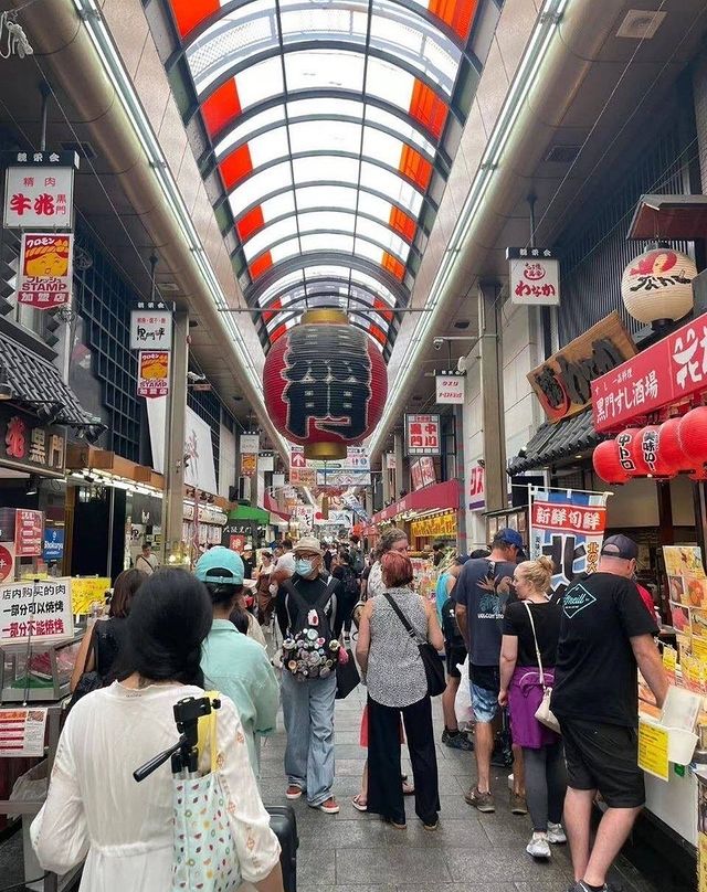 大阪黑門市場有什麼?第一次來大阪必踩點的觀光市場- 哈囉溫特Hello Winter