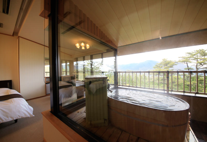 女性露天風呂が新見千屋温泉いぶきの里に完成 - 古民家民宿千屋アウトドアハウス