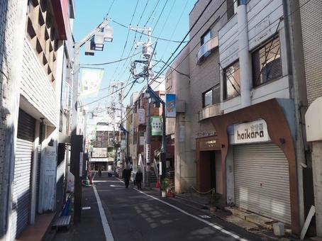 世田谷区＞世界で最もクールな街に選ばれた「下北沢」再開発された街並みと住みやすさを現地調査