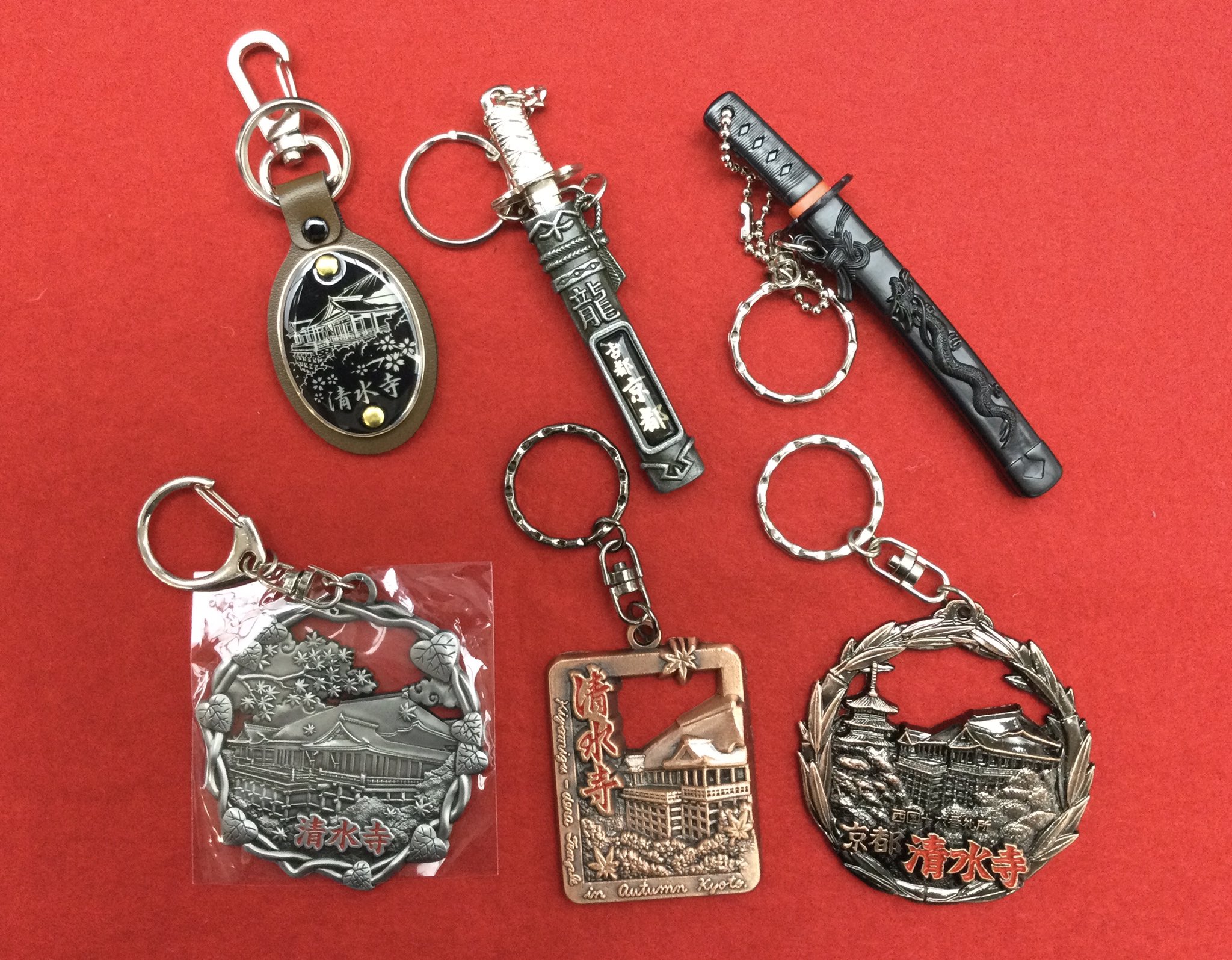 清水寺 京都 のお土産ランキング13選。八つ橋やおしゃれな雑貨、修学旅行で人気のキーホルダー、ぬいぐるみも！おすすめのお土産屋さんもご紹介 -