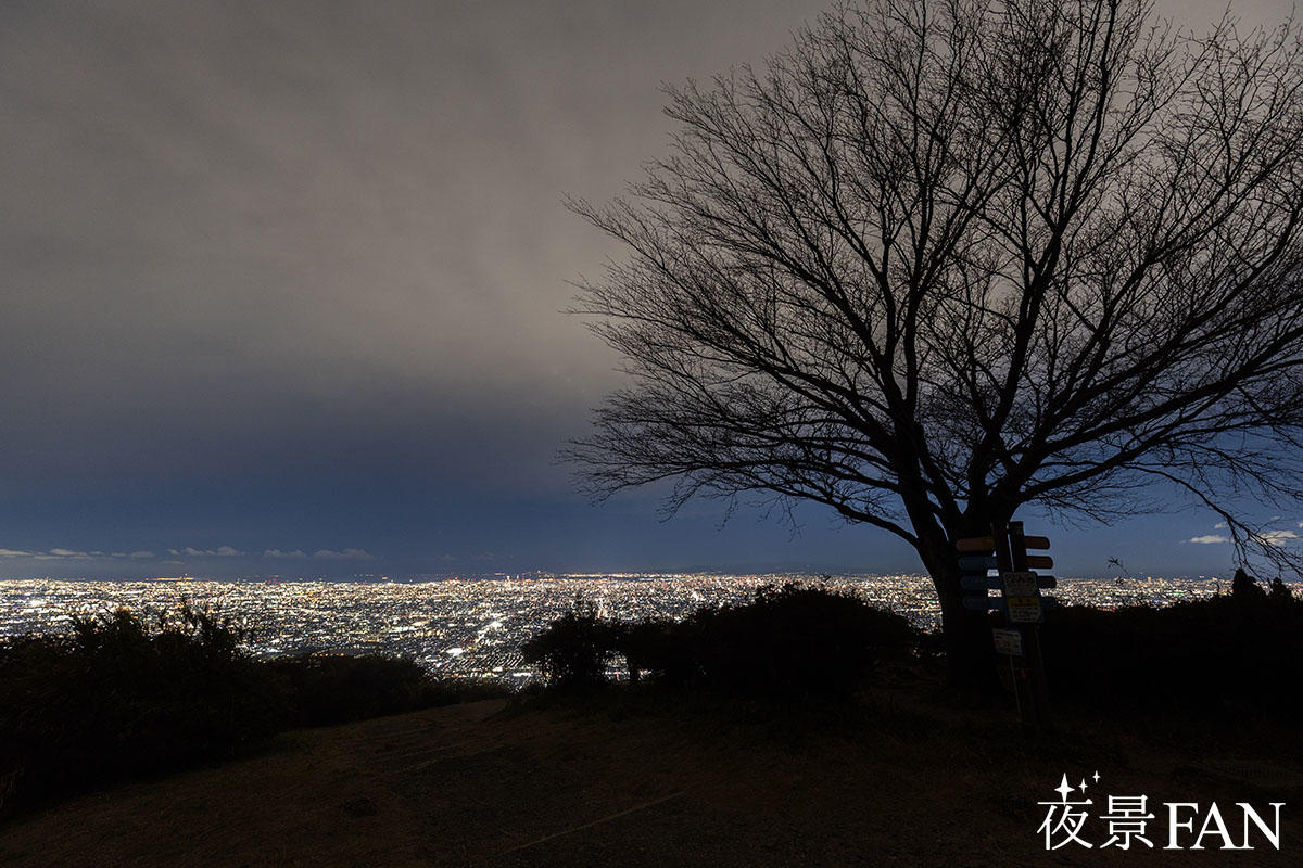 ぼくらの広場の夜景大阪府東大阪市-こよなく夜景を愛する人へ