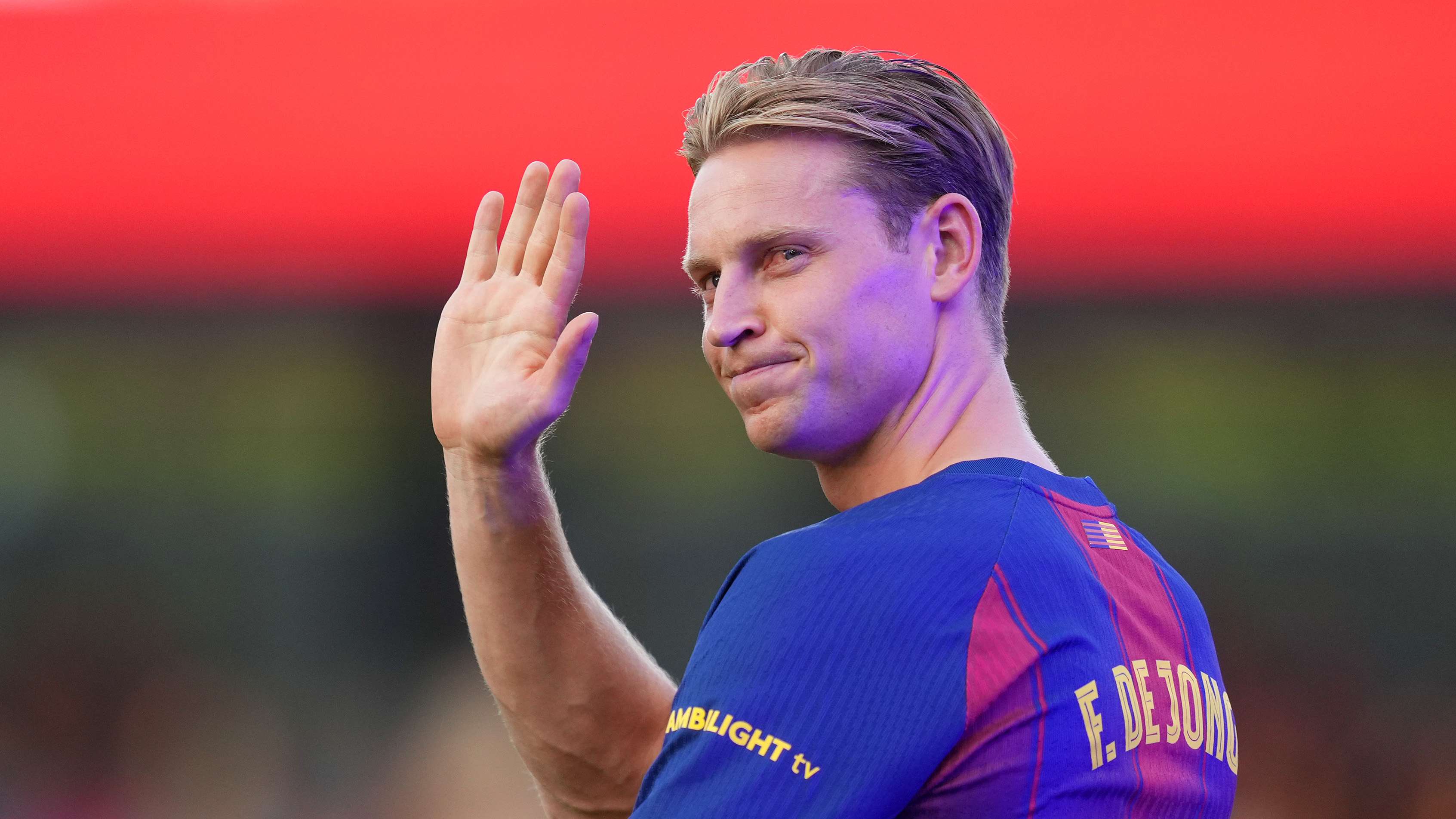 バルサで「４番」の系譜を継ぐデヨング、地元メディアはデビュー戦のプレーを高く評価サッカーダイジェストWeb