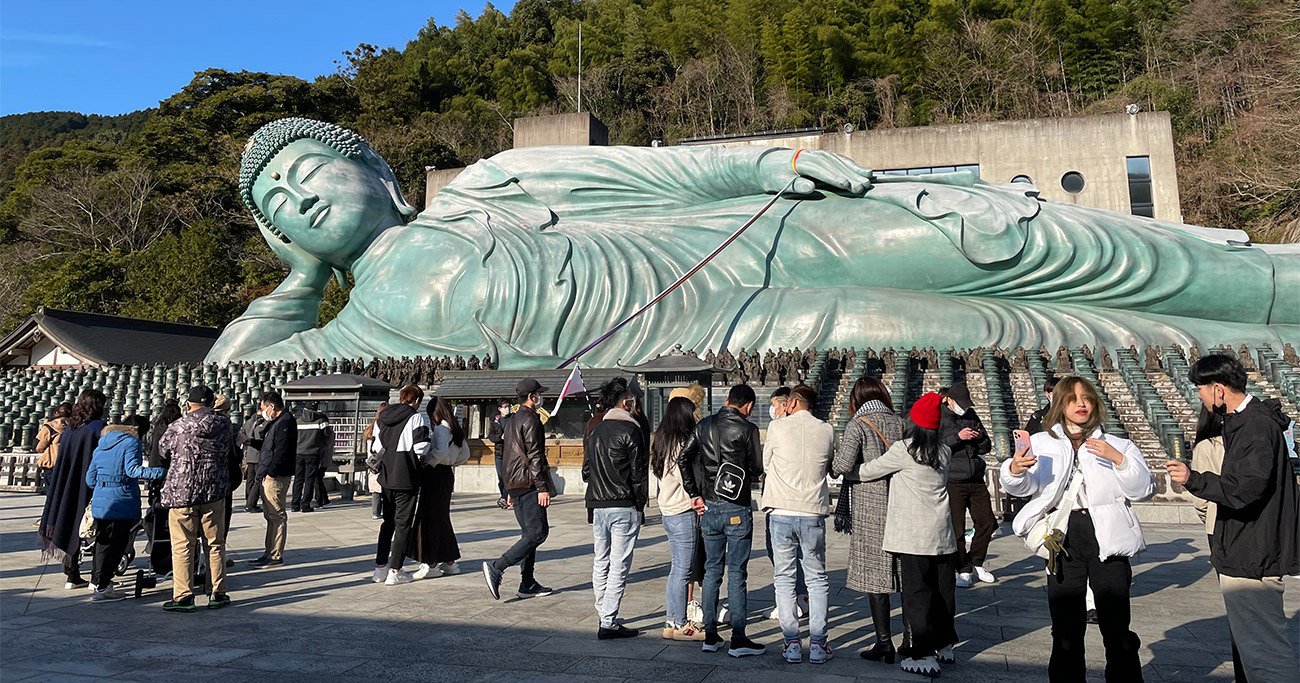 元日にベトナム人が大仏に大集結する理由、福岡の南蔵院・茨城の牛久大仏News&Analysisダイヤモンド・オンライン